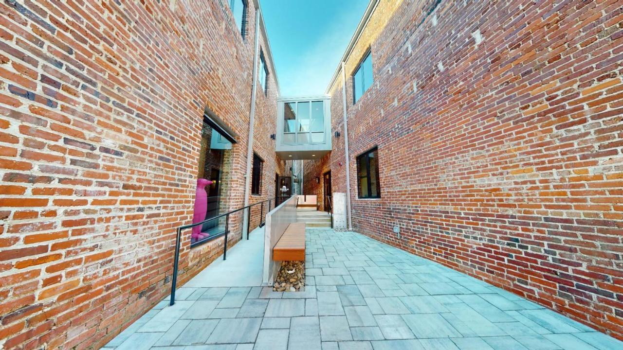 Vantage Art Flats Danville Exterior photo